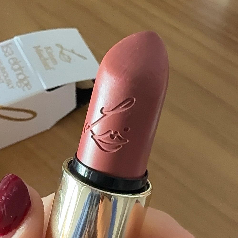 Lisa Eldridge Luxuriously Lucent Lip Colour in Kitten Mischief 
Barely used